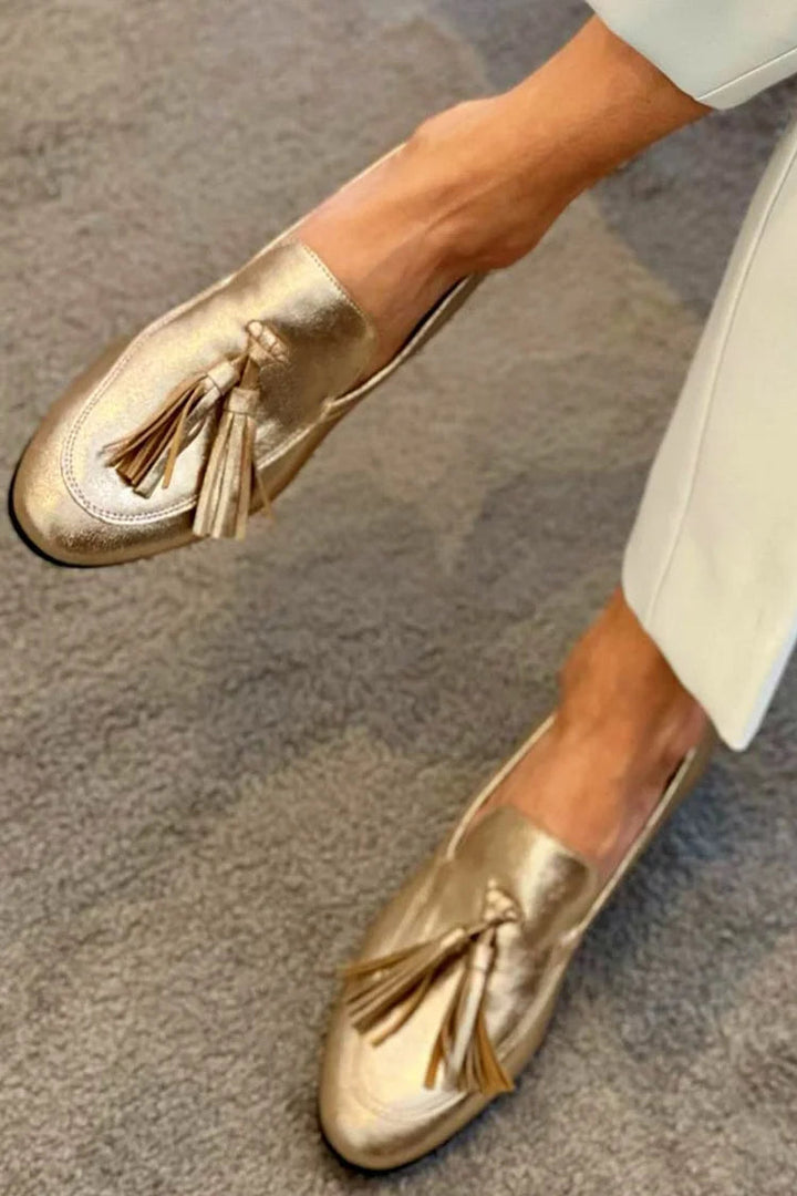 HARPER & JUNE | GOLD LOAFER WITH TASSELS