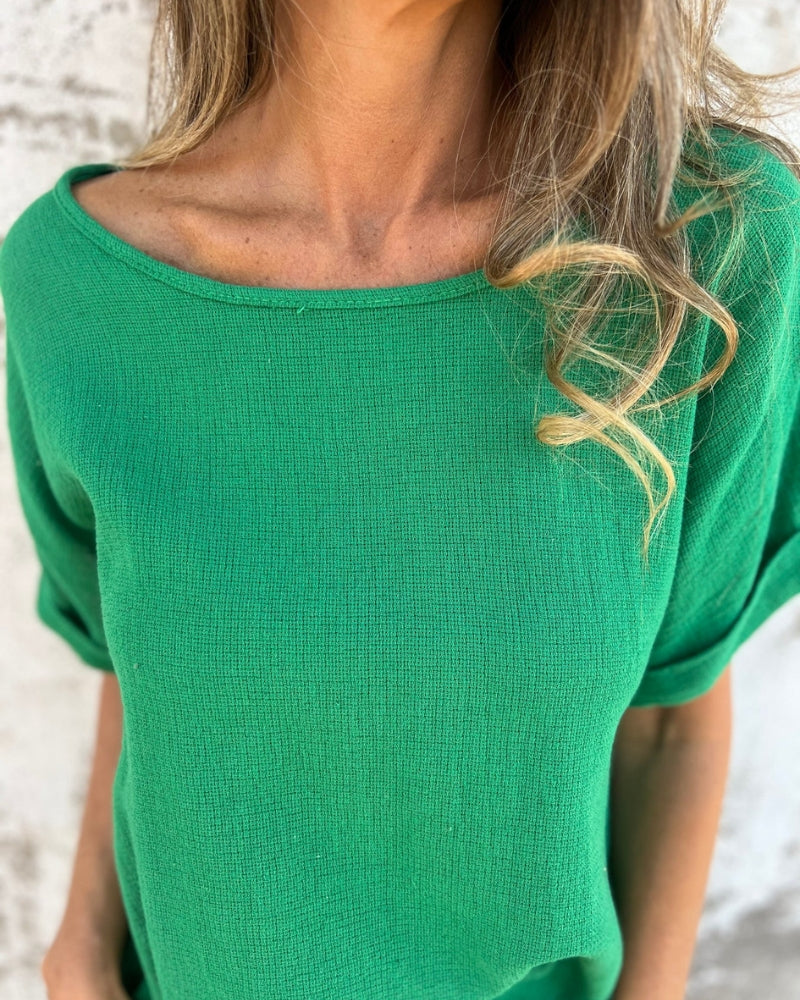 NORTHLINE STUDIO | RELAXED ROLL-SLEEVE TOP