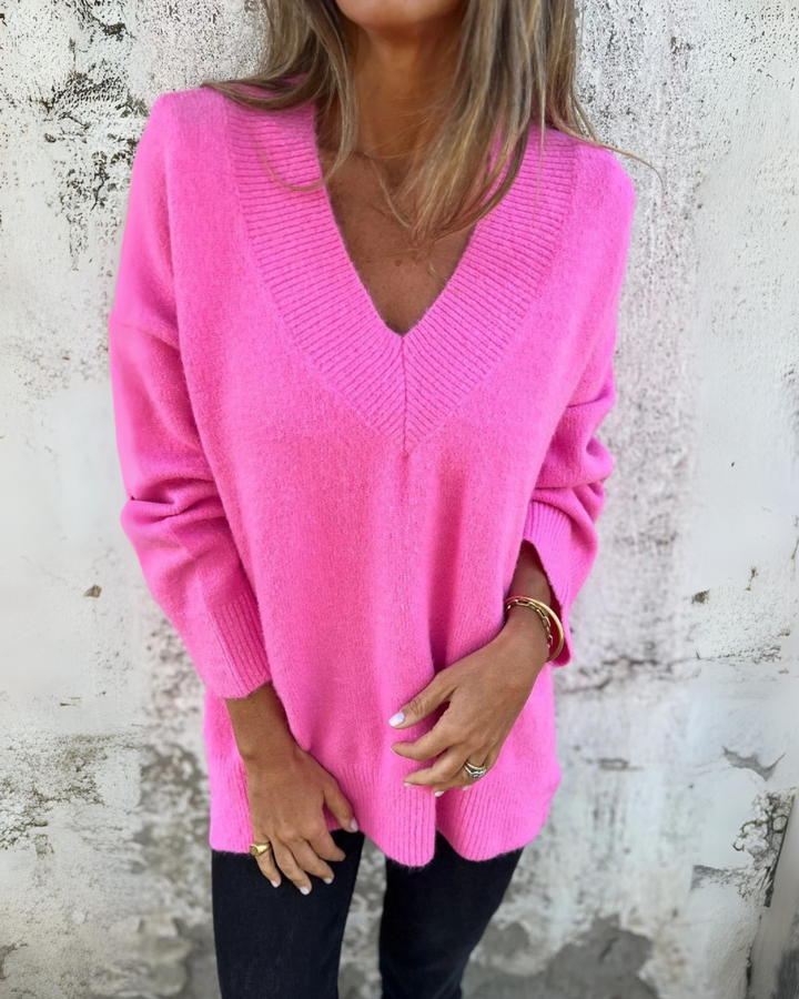 NORTHLINE STUDIO | RELAXED V-NECK SWEATER