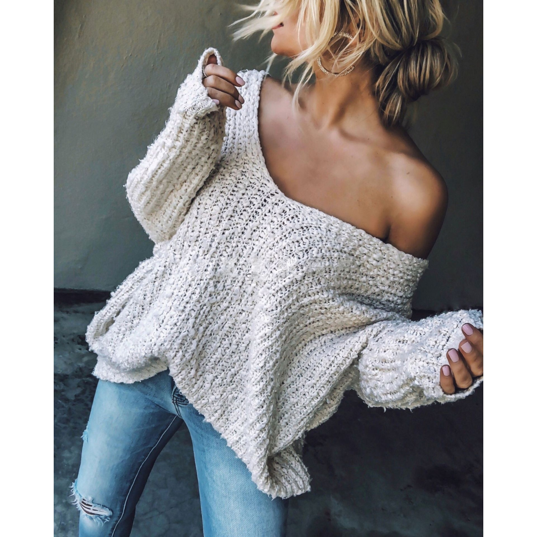 NORTHLINE STUDIO | Lightweight V-Neck Drop Shoulder Sweater