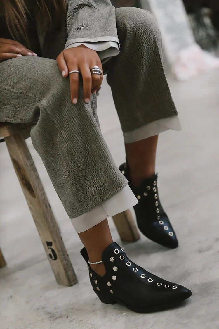 HARPER & JUNE | POINTED STUDDED ANKLE BOOT