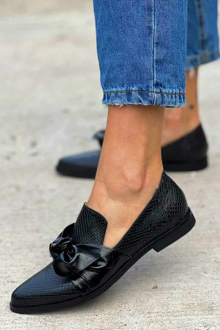 HARPER & JUNE | BLACK LOAFER WITH SHINY BOW