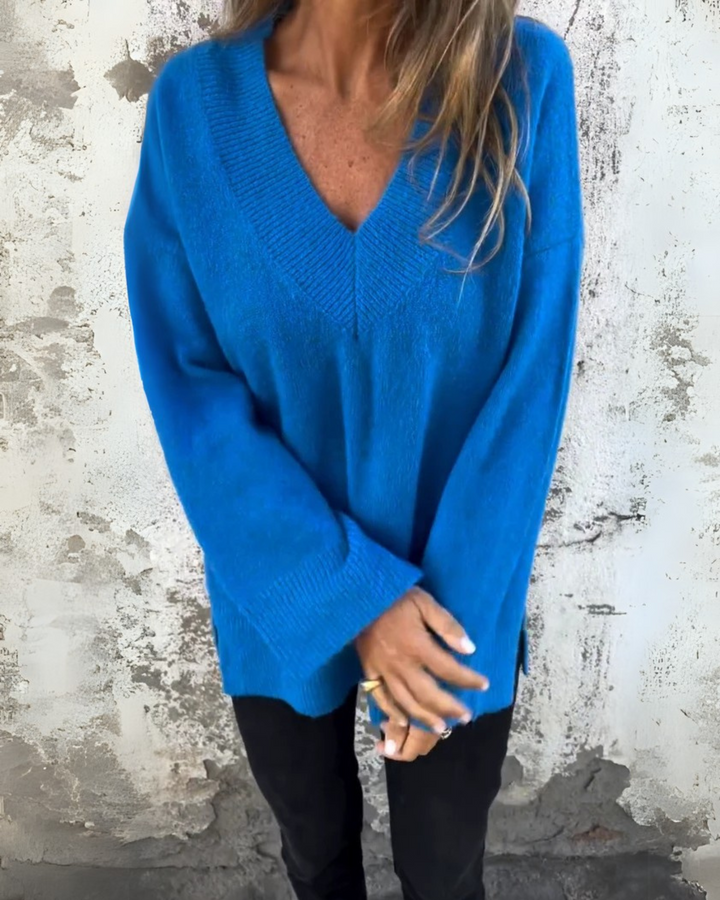 NORTHLINE STUDIO | RELAXED V-NECK SWEATER