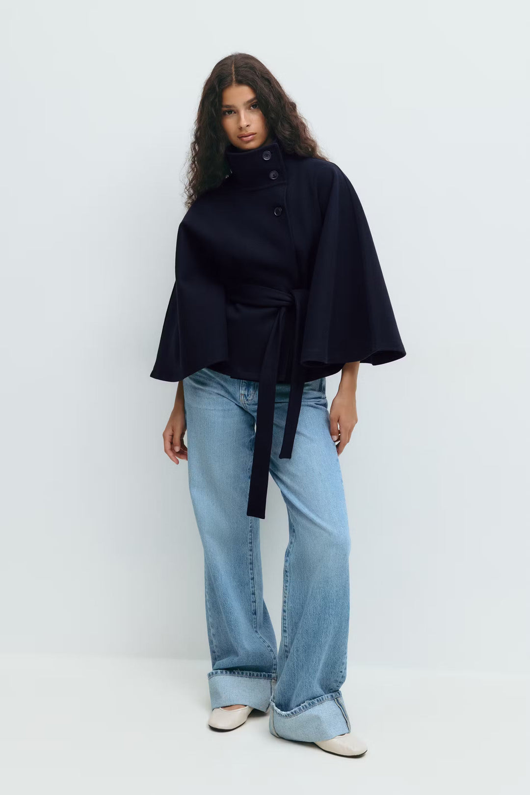 NORTHLINE STUDIO | Belt Cape Jacket