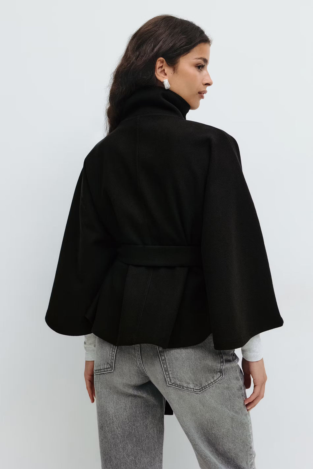 NORTHLINE STUDIO | Belt Cape Jacket