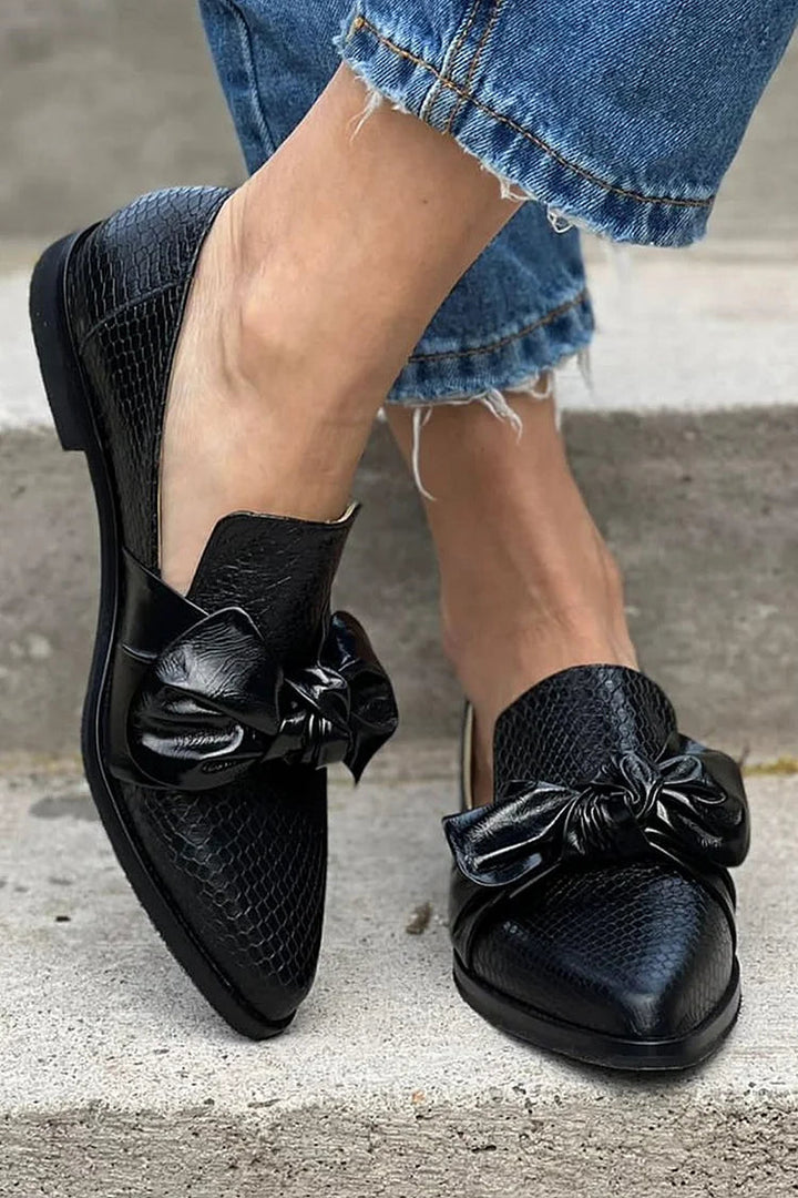 HARPER & JUNE | BLACK LOAFER WITH SHINY BOW