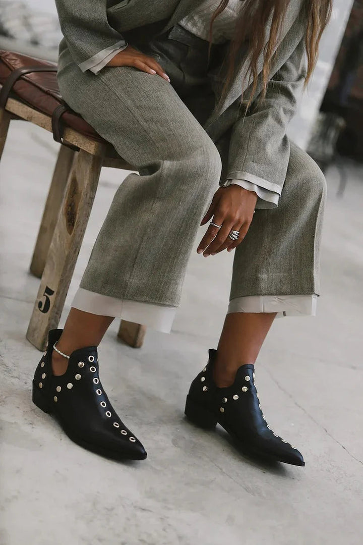 HARPER & JUNE | POINTED STUDDED ANKLE BOOT