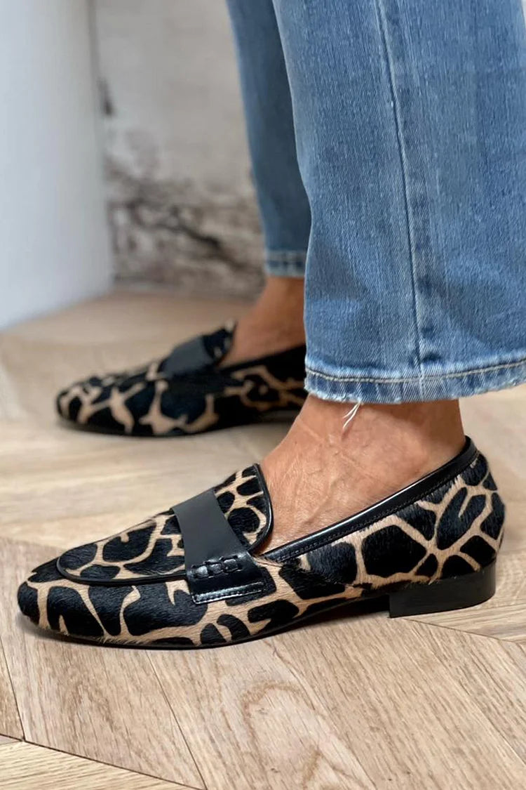 HARPER & JUNE | ANIMAL PRINT LOAFER WITH ELEGANT DETAIL