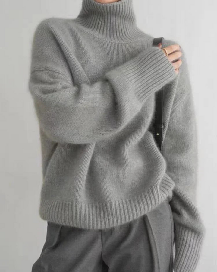 Amelia - Cashmere Turtleneck