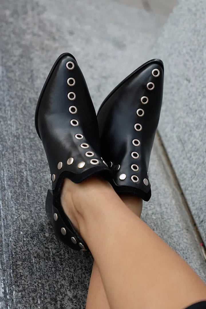 HARPER & JUNE | STUDDED ANKLE BOOT WITH WIDE HEEL