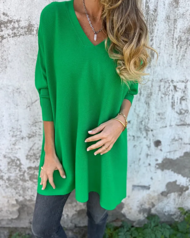 NORTHLINE STUDIO | OVERSIZED V-NECK SWEATER