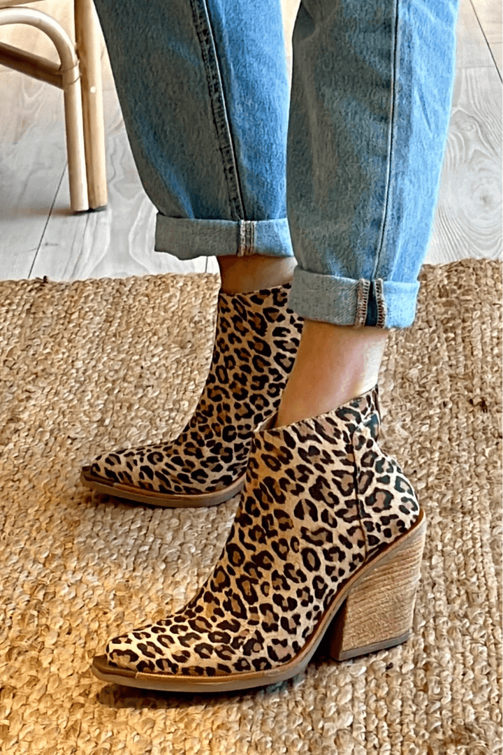 HARPER & JUNE | POINTED TOE COWBOY BOOT