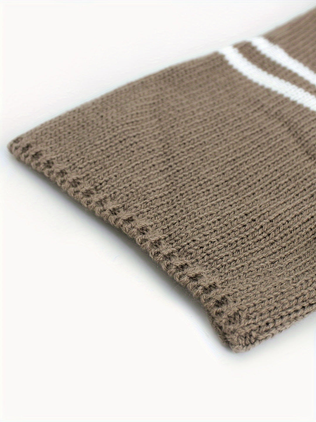 NORTHLINE STUDIO | Striped Zipper Sweater