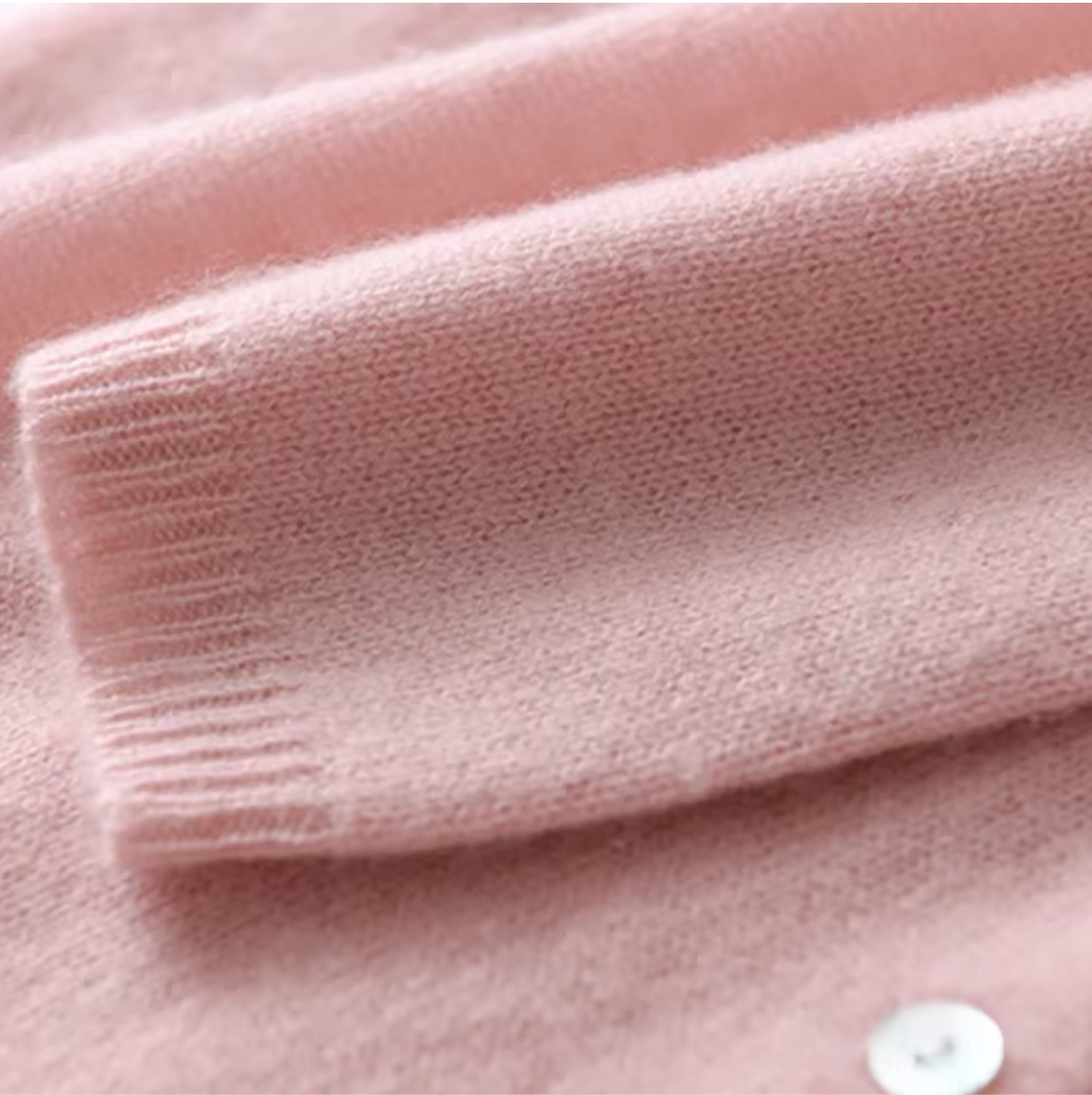 NORTHLINE STUDIO | Elegant Wool Cardigan