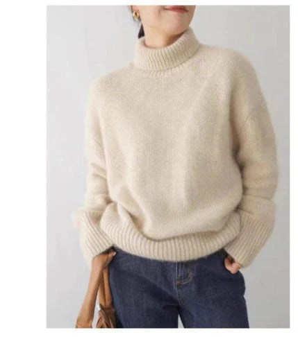 Amelia - Cashmere Turtleneck