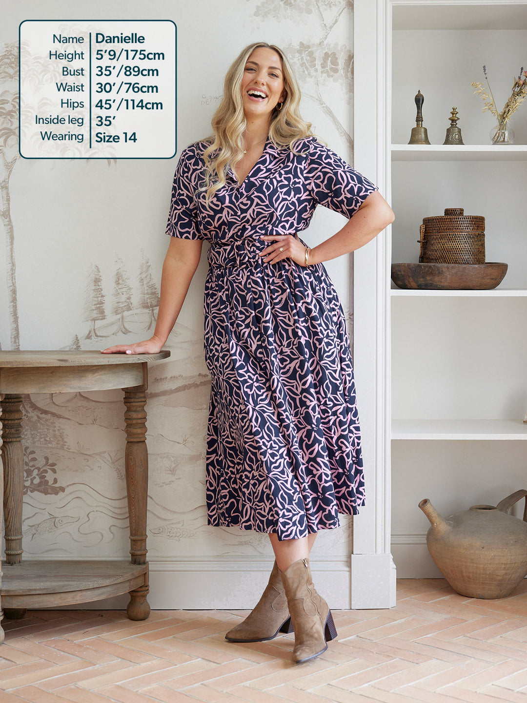 Camilla Dress - Navy Linear Floral