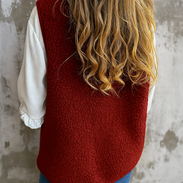 NORTHLINE STUDIO | Vest