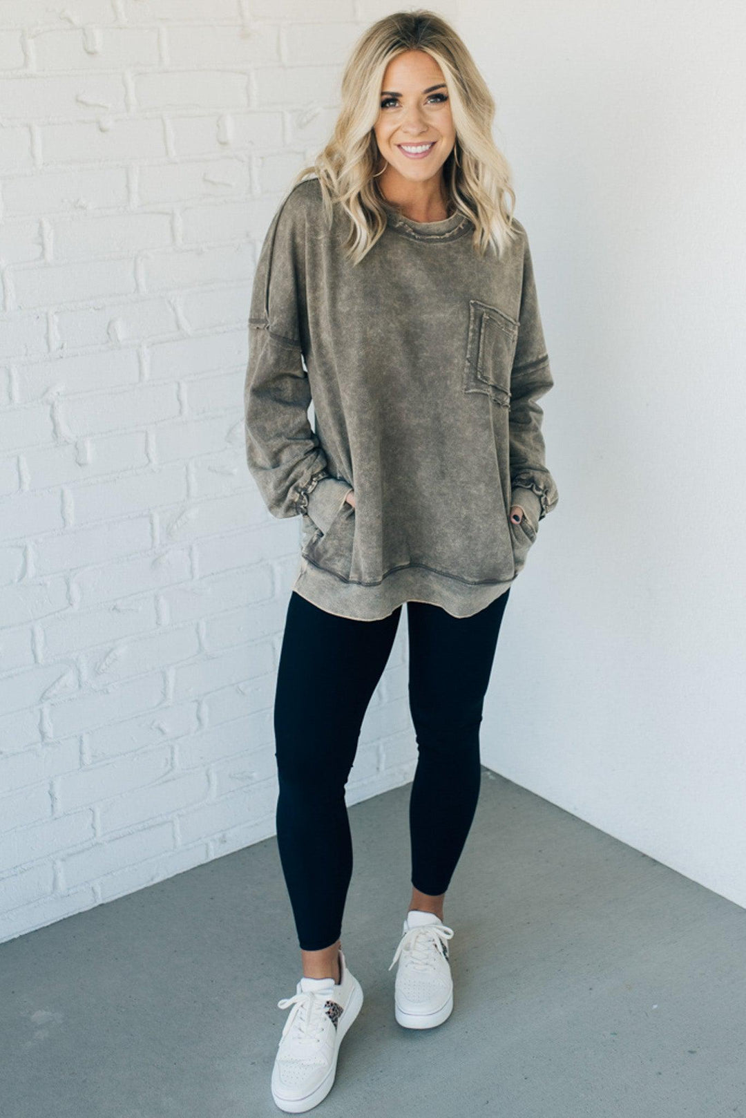 NORTHLINE STUDIO | Cozy French Terry Acid Wash Pullover
