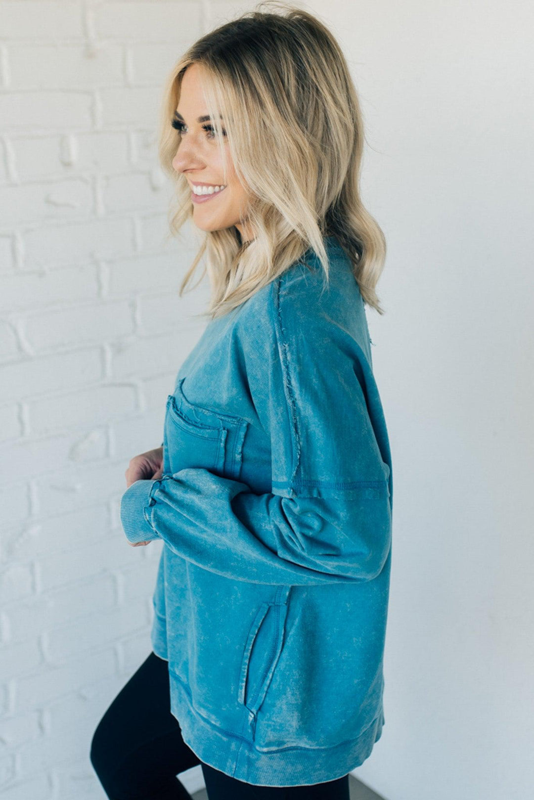 NORTHLINE STUDIO | Cozy French Terry Acid Wash Pullover