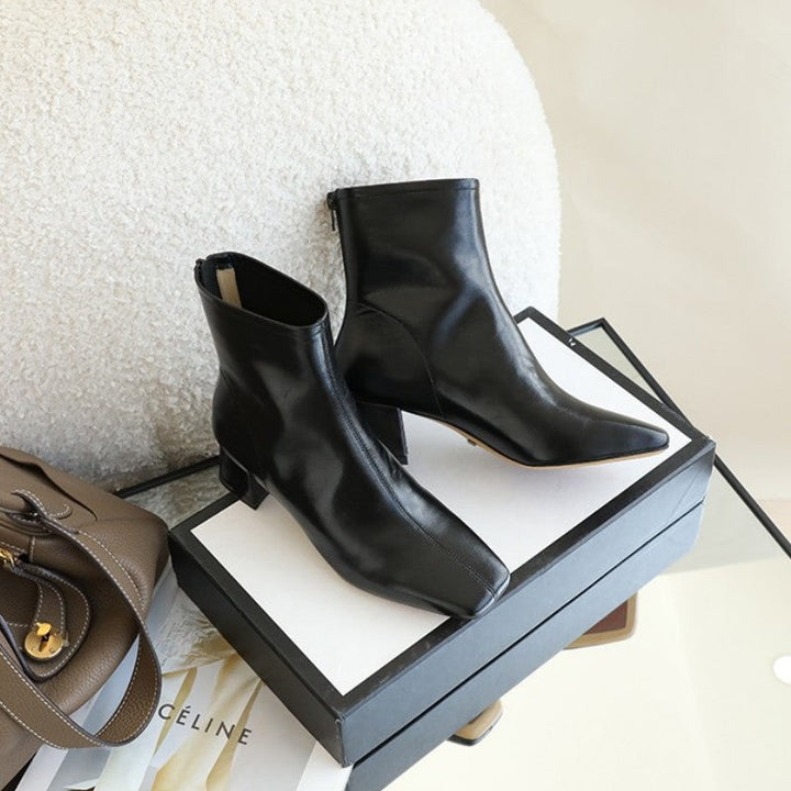 HARPER & JUNE | CLASSIC BLOCK-HEEL ANKLE BOOTS