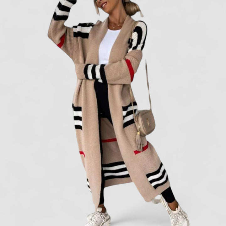 NORTHLINE STUDIO | Timeless Checked-Inspired Cardigan