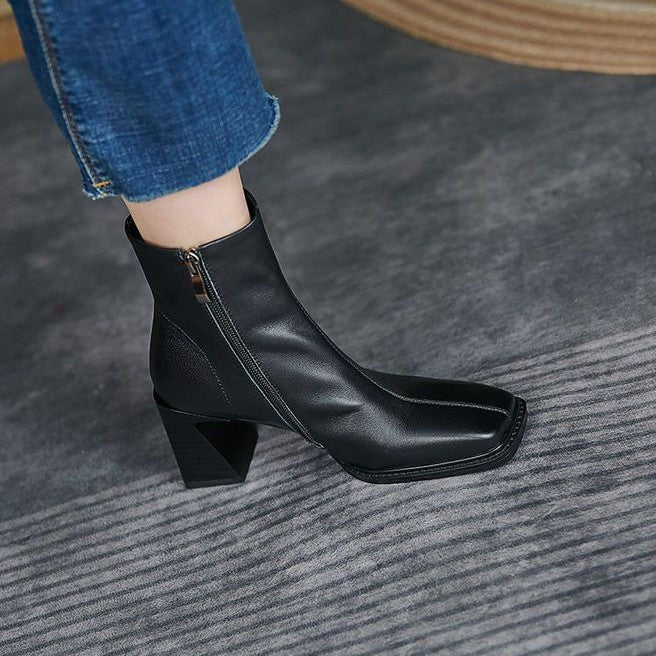 HARPER & JUNE | ELEGANT BLOCK-HEEL ANKLE BOOTS