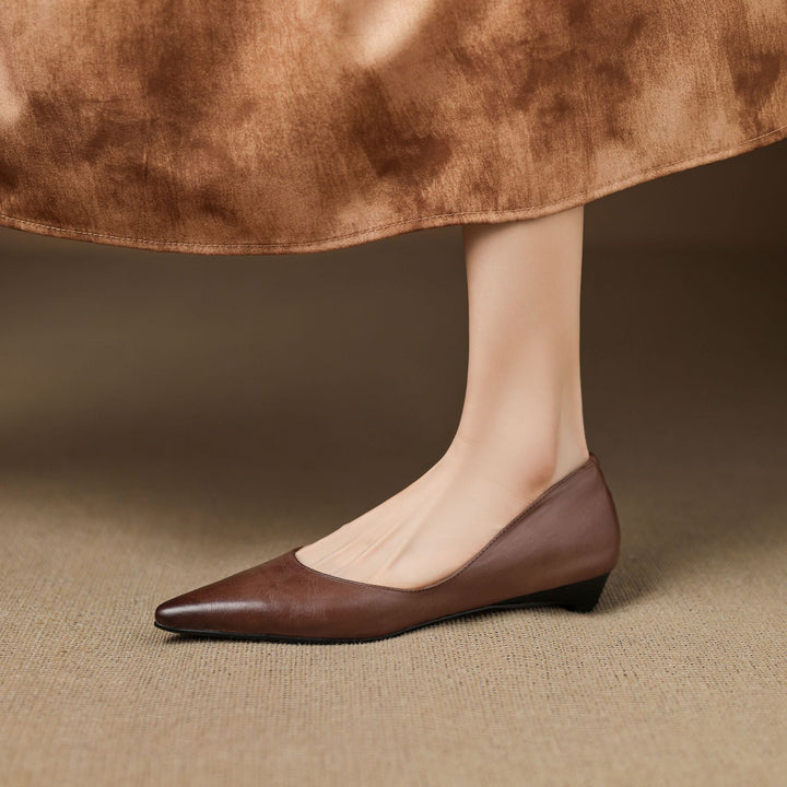 NORTHLINE STUDIO | CLASSIC LOW HEEL PUMPS