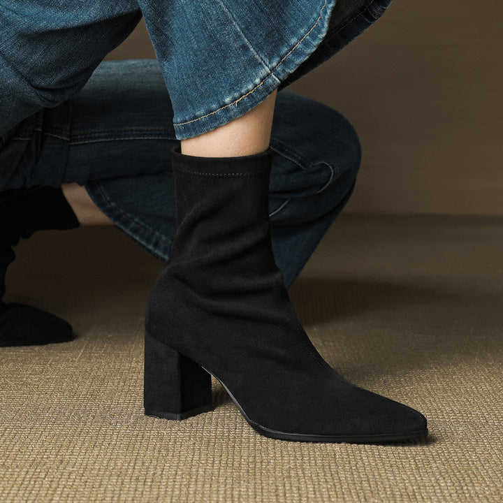 NORTHLINE STUDIO | ELEGANT SUEDE ANKLE BOOTS