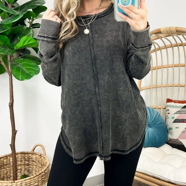 NORTHLINE STUDIO | Effortless Crewneck Washed Top