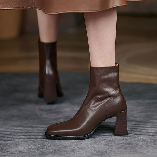 HARPER & JUNE | ELEGANT BLOCK-HEEL ANKLE BOOTS