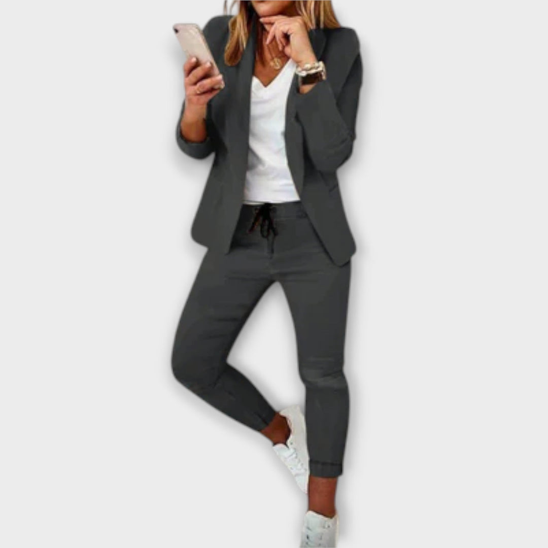 NORTHLINE STUDIO | Elegant and comfortable blazer set