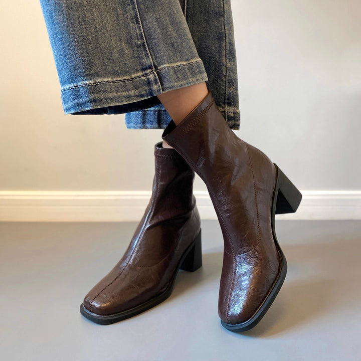 HARPER & JUNE | SQUARE-TOE BLOCK HEEL BOOTS