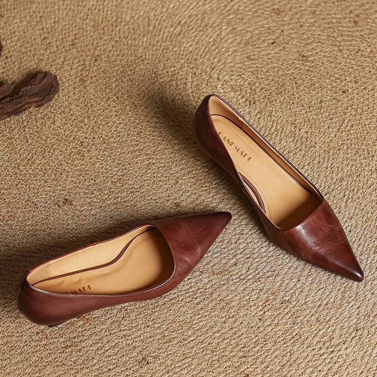 NORTHLINE STUDIO | POINTED SLINGBACK HEELS