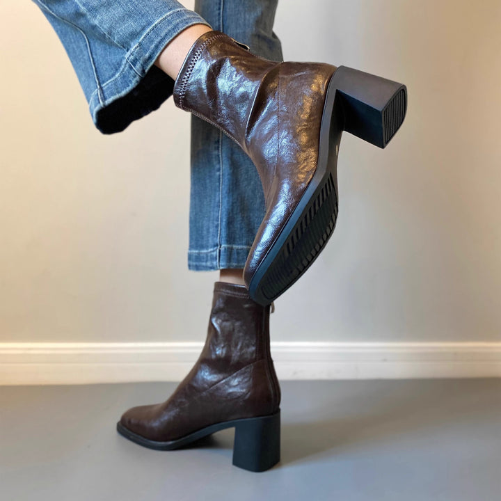 HARPER & JUNE | SQUARE-TOE BLOCK HEEL BOOTS