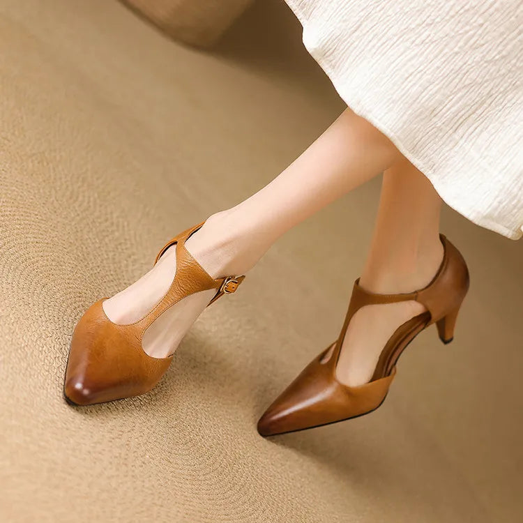 NORTHLINE STUDIO | T-STRAP POINTED HEELS