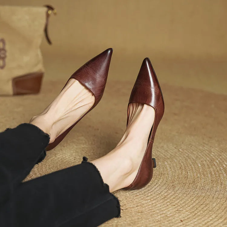 NORTHLINE STUDIO | POINTED SLINGBACK HEELS