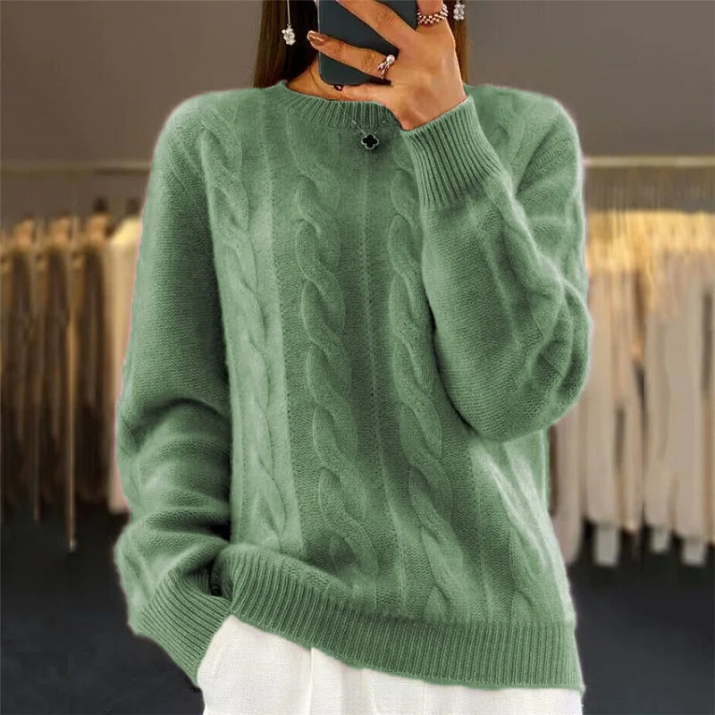 NORTHLINE STUDIO | SOFT CABLE-KNIT SWEATER