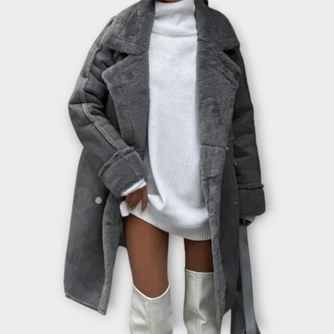 NORTHLINE STUDIO | Elegant Winter Coat