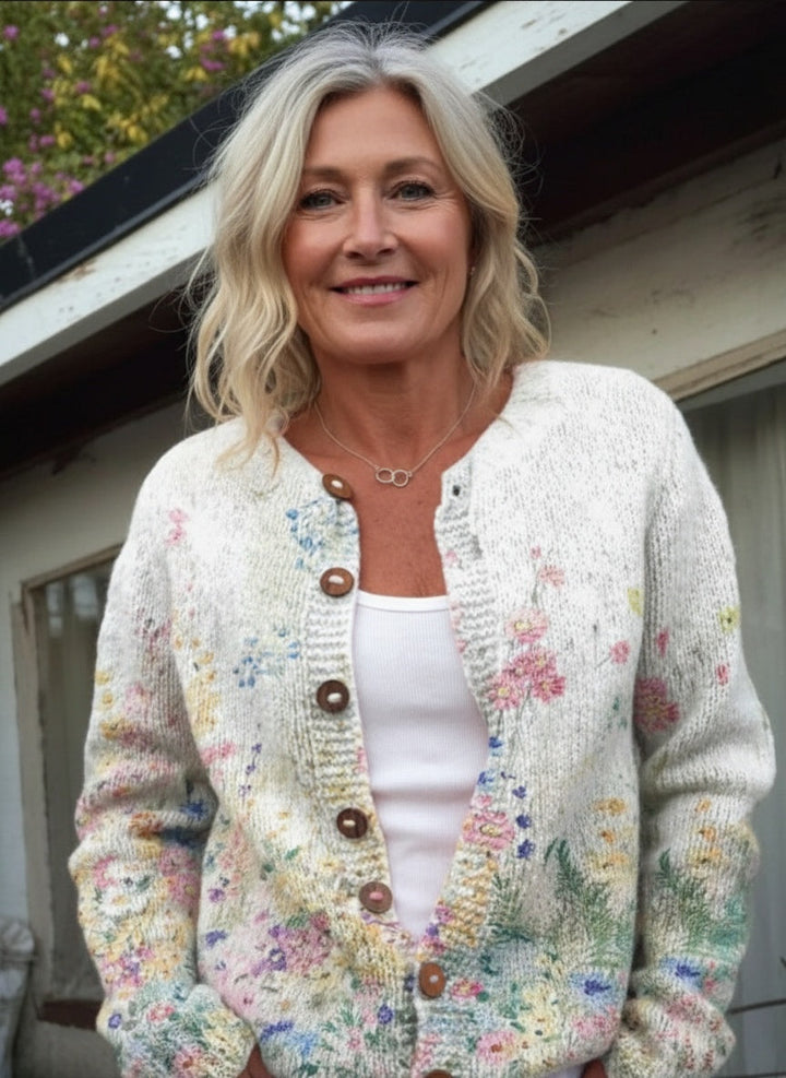 NORTHLINE STUDIO | Vintage Flower Art Print Buttoned Cardigan Sweater