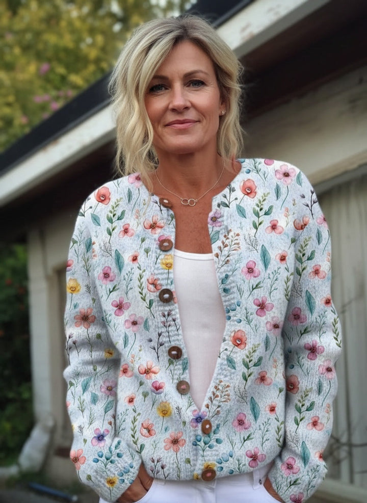 NORTHLINE STUDIO | Vintage Flower Art Print Buttoned Cardigan Sweater