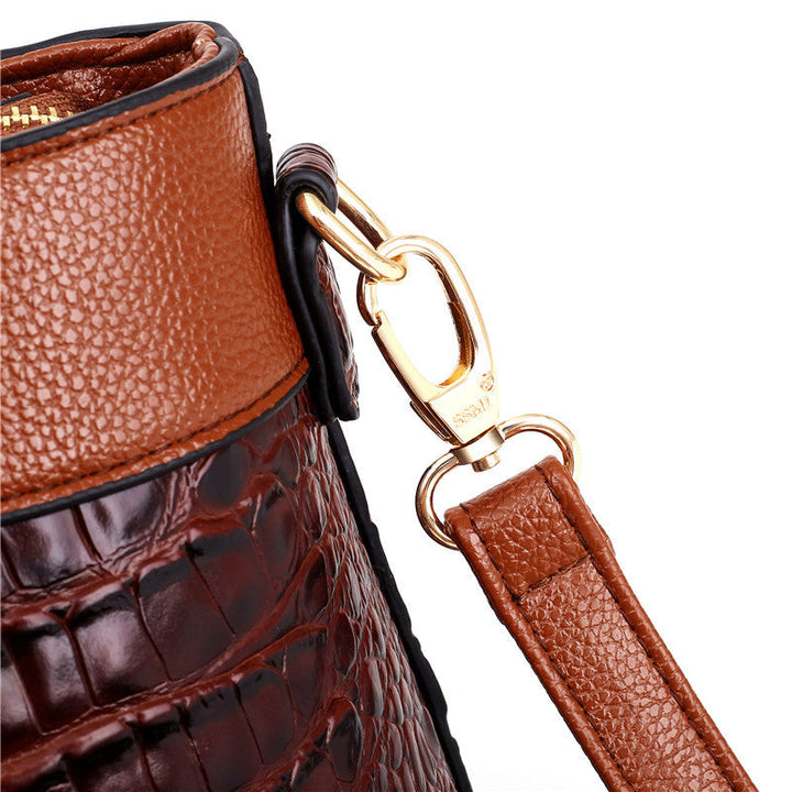 NORTHLINE STUDIO | CROCODILE STYLE HAND BAG